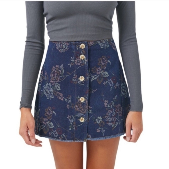 Urban Outfitters High Waisted Denim Floral Mini Skirt L - Picture 2 of 10